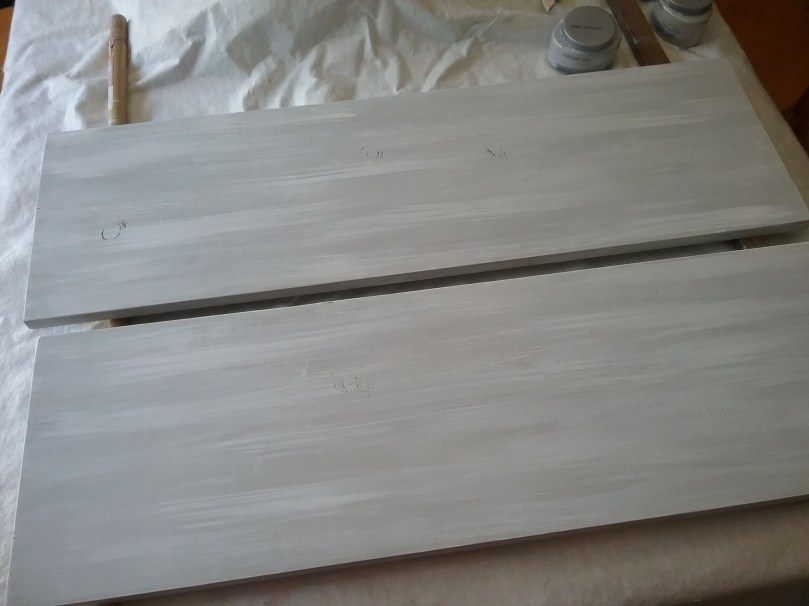 A Console Table Upcycle DIY Tutorial glassic touch